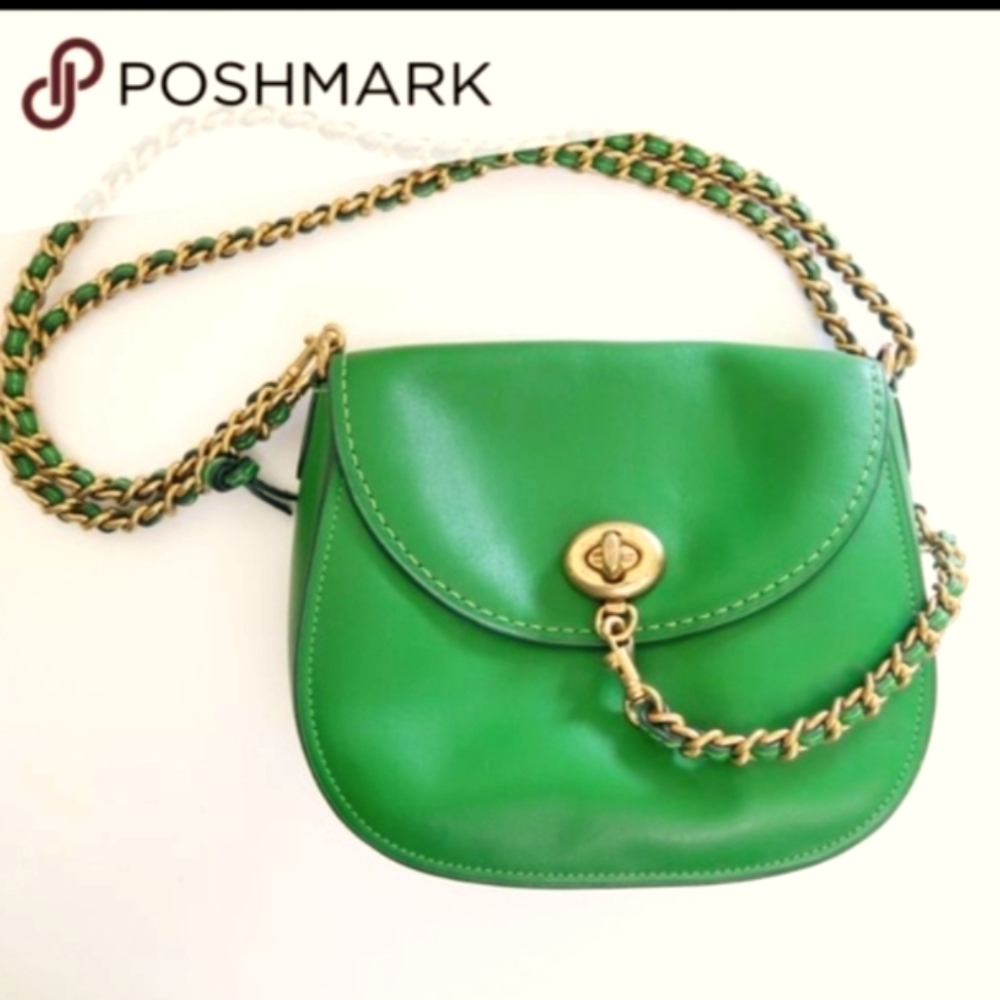 Coach 1941 Apple Green Turn Lock Crossbody ✨